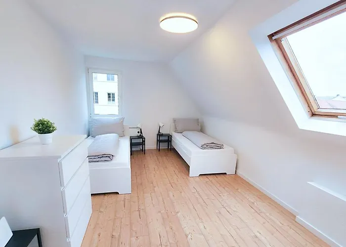 Chic In Idyllic Location